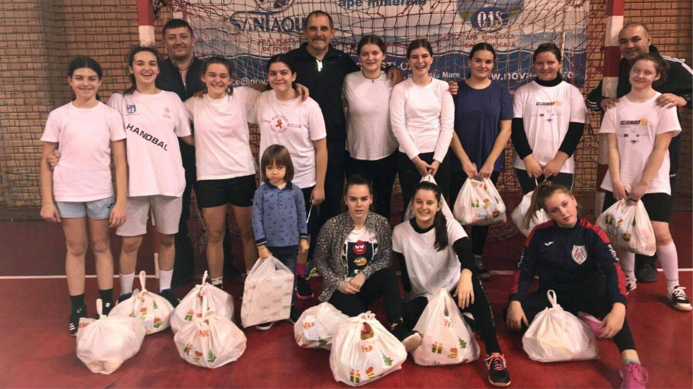 Moșul a ajuns și în acest an la clubul sportiv ATLETIK