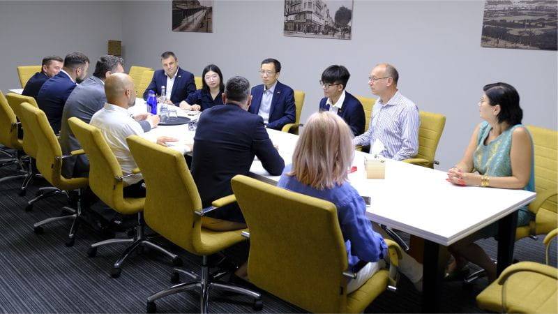 Ambasadorul Republicii Populare Chineze în România a efectuat o vizită oficială la compania CBA Nord Vest din Satu Mare