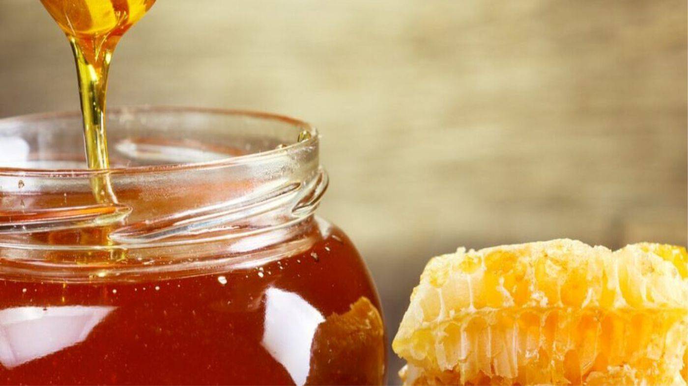 7 beneficii uimitoare pe care le are mierea naturală